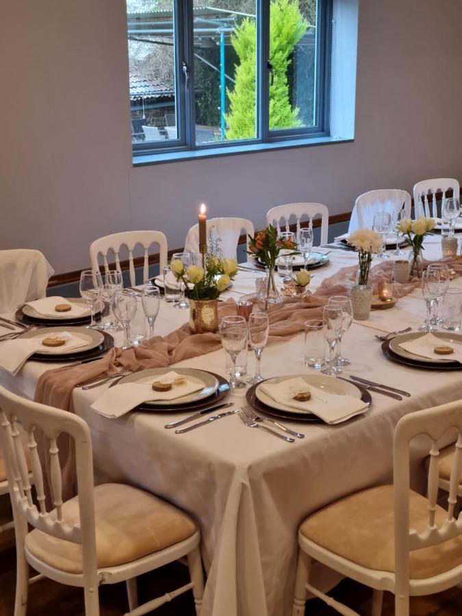 The Lamb Inn Кредитон Экстерьер фото