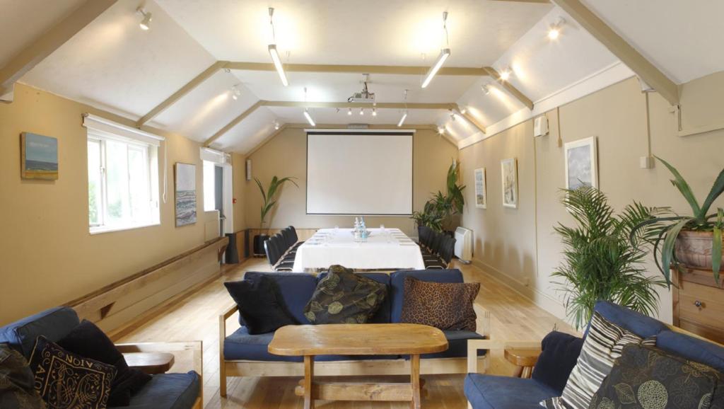 The Lamb Inn Кредитон Экстерьер фото